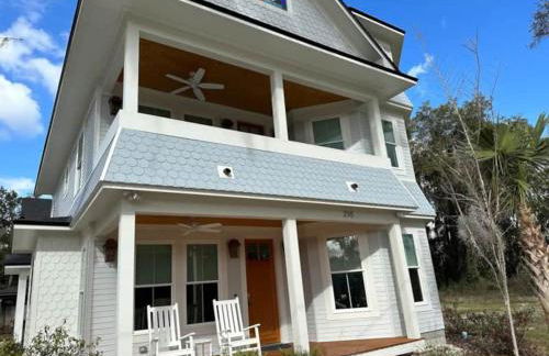 Gator Grove - Queen Ann White - New Build! - Photo 1