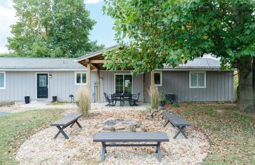 Secluded Villa on 50+ acres - near IU and Nashville - Photo 49