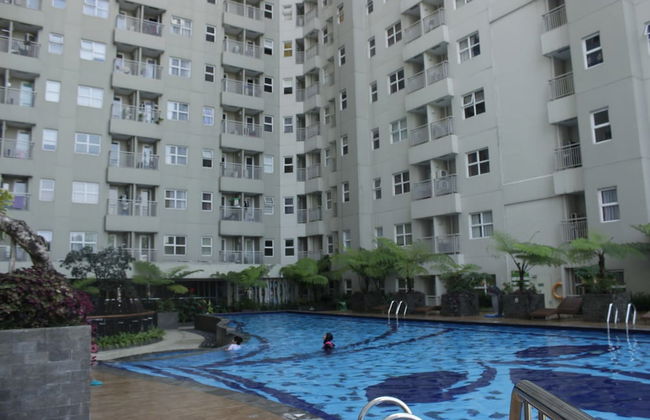 Direct Access to Pool 2BR Apartment at Parahyangan Residence - Foto 36