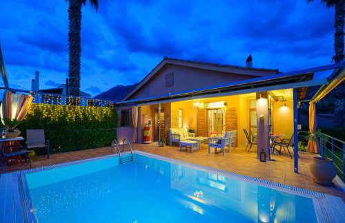 Cozy Small Smart Villa with Private Pool Mikri Mantineia Kalamata - Foto 5