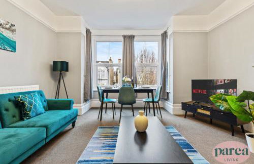 Parea Living - Leytonstone, 2-Bedroom Serviced Apartment, Free Parking, Remote Working - Foto 20