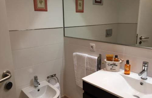 Os Reais - Apt in front of the beach in Centeanes - Photo 9