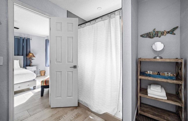 Canal Front Beach Home, Private Pool - Foto 6