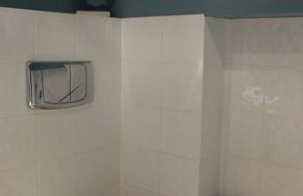 Beach Side Top Floor Property, Balcony & Sea Views - Foto 6