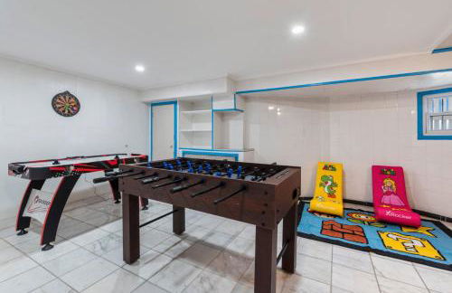 Oversized Family Beach Block Duplex with Game Room - Foto 49