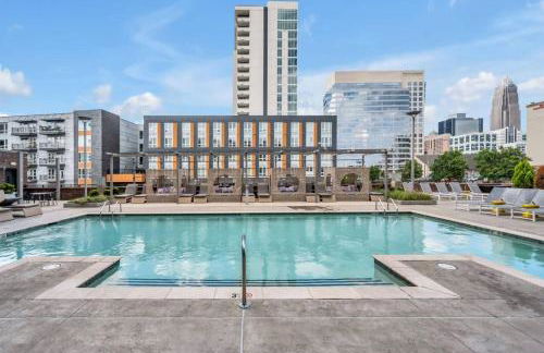 Queen City Breeze - Parking, Pool, Walkable - Foto 44