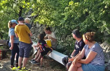 Villa Suzi - Family Farm Stay with Donkeys, Pool and Sea View near Rijeka - Photo 12