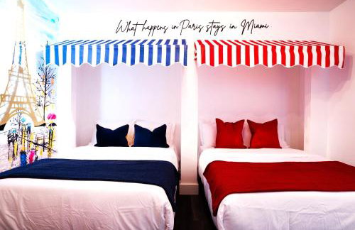 The World's Mansion - Game Room, 9 Bedrooms, HtdPool, Mini Golf, BBQ - Foto 29