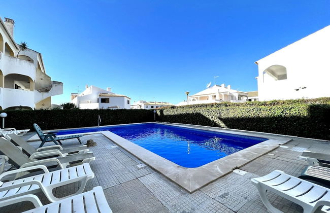 Quarteira Classic With Pool by Homing - Foto 30