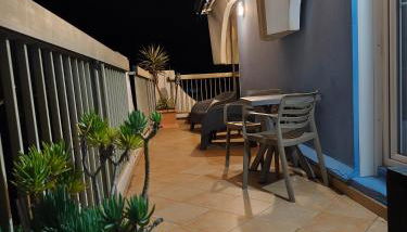 Le Sémaphore - appartement climatisé, grande terrasse vue mer - parking, wifi - Foto 4