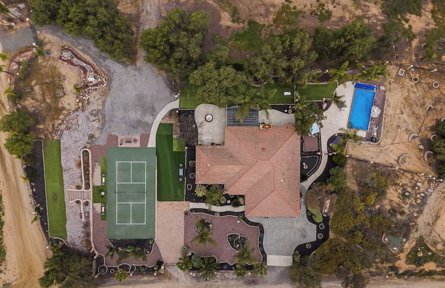 Breathtaking Meadows by Avantstay Temecula Group Retreat Pool, Pickleball, Firepit, Hot Tub - Foto 48