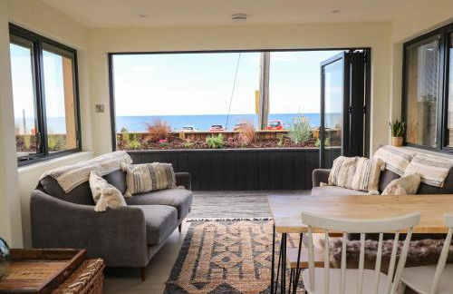 Sandpiper Chalet - Photo 1