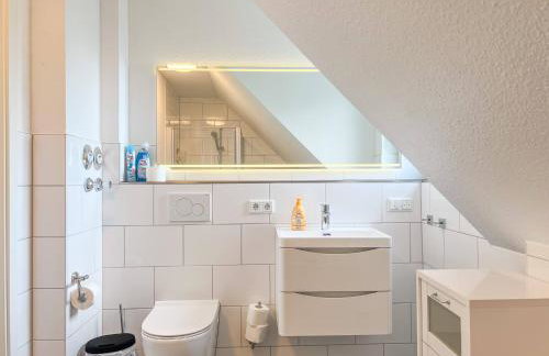 T&K Apartments - Mettmann - Schöne 5 Zimmer Maisonette - 20min Messe Fair DUS - Foto 20