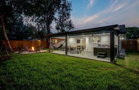 Serene 4-Bed Getaway - Hot tub & Fire Pit - Foto 30