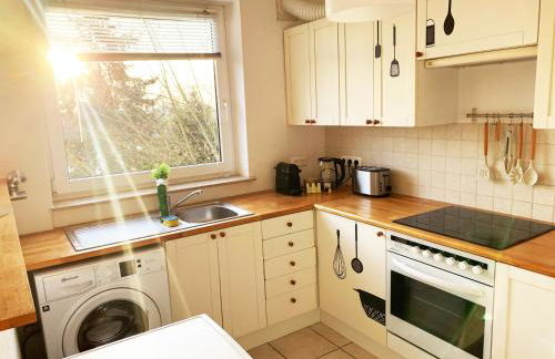 Perfekt für 1, 2 und bis zu 6 Personen - Nah am Flughafen, Frankfurt City, Wiesbaden und Rüsselsheim - Foto 6