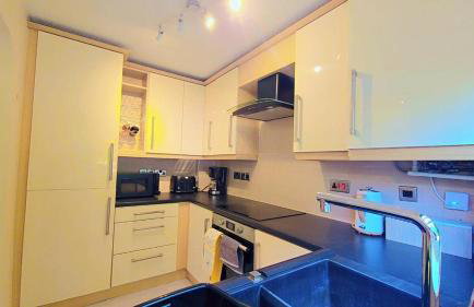 Modern luxury 3-bedroom guesthouse in Wigan - Foto 18