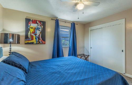 Spacious Home - Pet Friendly with Fenced Backyard - Foto 11