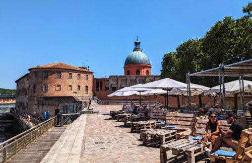 Grand duplex - Parking privé - Centre - Calme - Foto 5