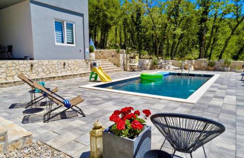 Luxury Villa Andrea Vrzika in forest near the sea with heated pool - Foto 35