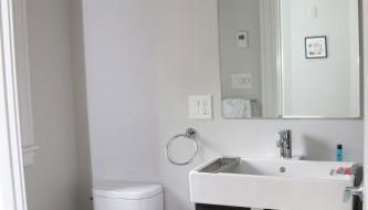 A Stylish Stay w/ a Queen Bed, Heated Floors.. #18 - Foto 5