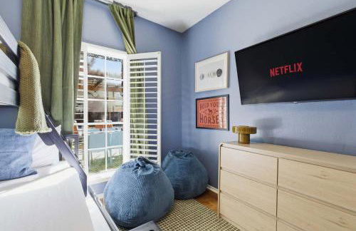 Sparkling Pool Hot Tub Game Room Kids Area - Foto 59