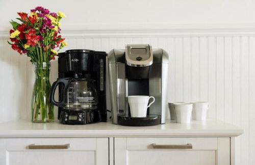 Ocean-View Pet-Friendly Beach Access Retreat - Photo 73