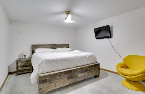 6 Mi to Barr Lake Apt with Yard and Pool Access! - Foto 14