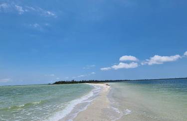 Solaris Beach House - Espaçosa e perto de tudo - Foto 31