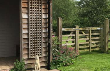 Leverets - Squirrel Lane Lodges Ludlow - Photo 42