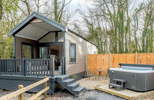 Woodpecker Lodge-Ukc5156 - Photo 1