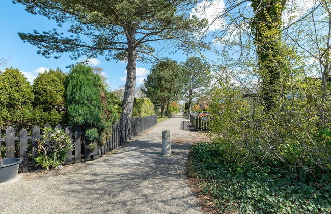 Radiant Bungalow With Patio at Duinland - Foto 63