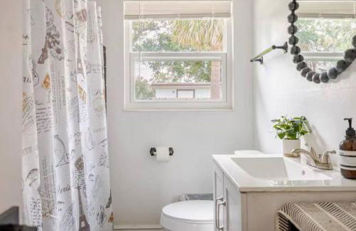 Central Tampa Contractor Base Private Room Shared Spaces - Foto 20