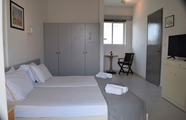 Lefteris Spacious APT Near Ialysos Beach - Foto 15