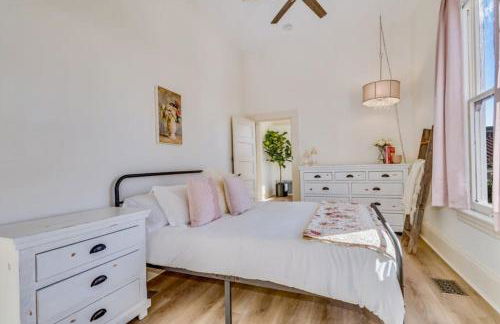 The Stanton Residence - Chic and Cozy Classic near Downtown - Foto 9