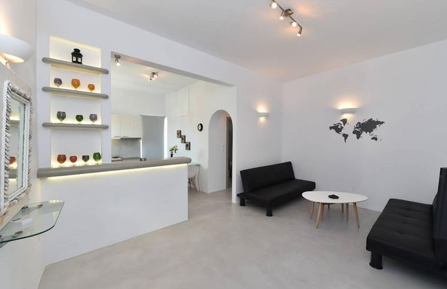 The Local House in Paros - Photo 8