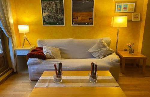 Atico centrico con terraza y garaje - Foto 7