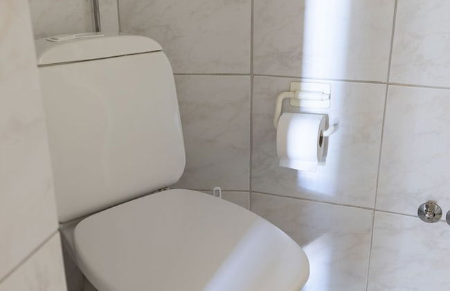 2ndhomes Charming 2BR Home w Balcony - Foto 19