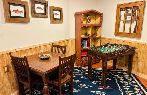 Lakefront Home with Private Dock on Lake Glenville - Foto 17