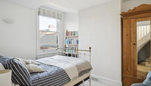 Beautiful Victorian Home on Peaceful Green Square - Foto 4