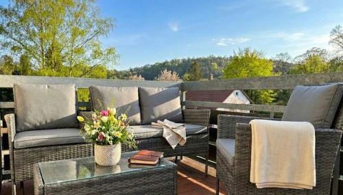 KATIES Apartments bei Regensburg - 3 Zimmer, 6 Personen, Infrarot-Sauna, Disney Plus, Balkon, Grill & Parkplatz - Foto 4