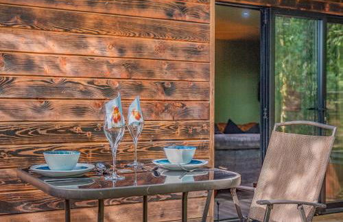 The Lodge In The Woods - Foto 3