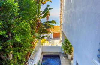 Malibu Breeze - hot tub, ocean view, steps to beach - Foto 5