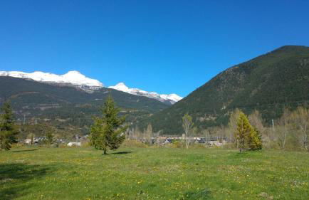 El Nido del Pirineo Estilo y Calidez en Villanúa - Foto 25