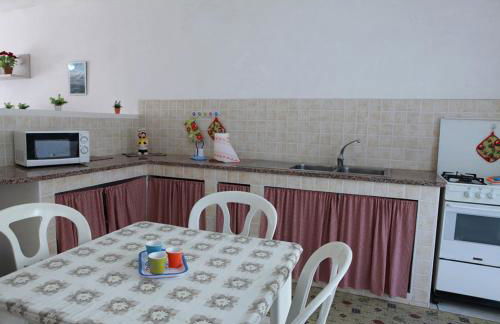 CASA FRONTE MARE POSTO ROSSO 8 POSTI LETTO - Foto 13