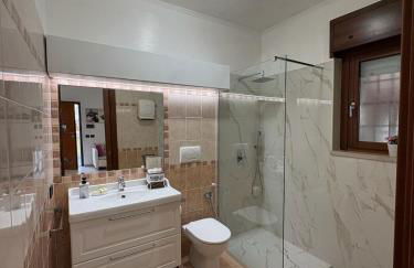 Casetta accogliente indipendente con parcheggio privato - Foto 7