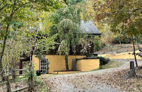 Pet-Friendly Leicester Mountain View Escape - Foto 5