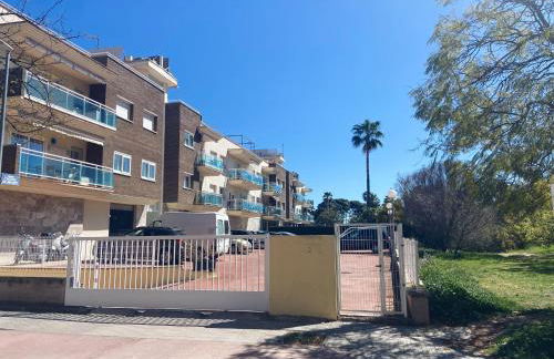 Dreams Apartment Vilafortuny - Photo 36