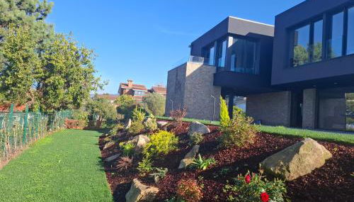 Chalet de lujo con piscina cercano a la playa - Foto 5