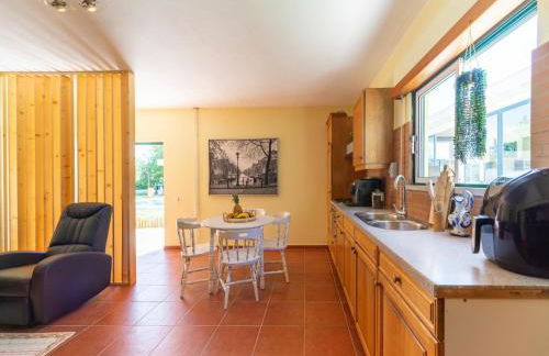 Rural holiday home in Netos-Almagreira with shared pool - Foto 41