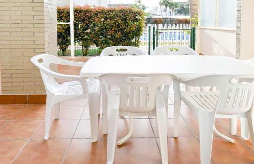 Piso bajo 3 habitaciones 2 baños y gran terraza - Foto 20